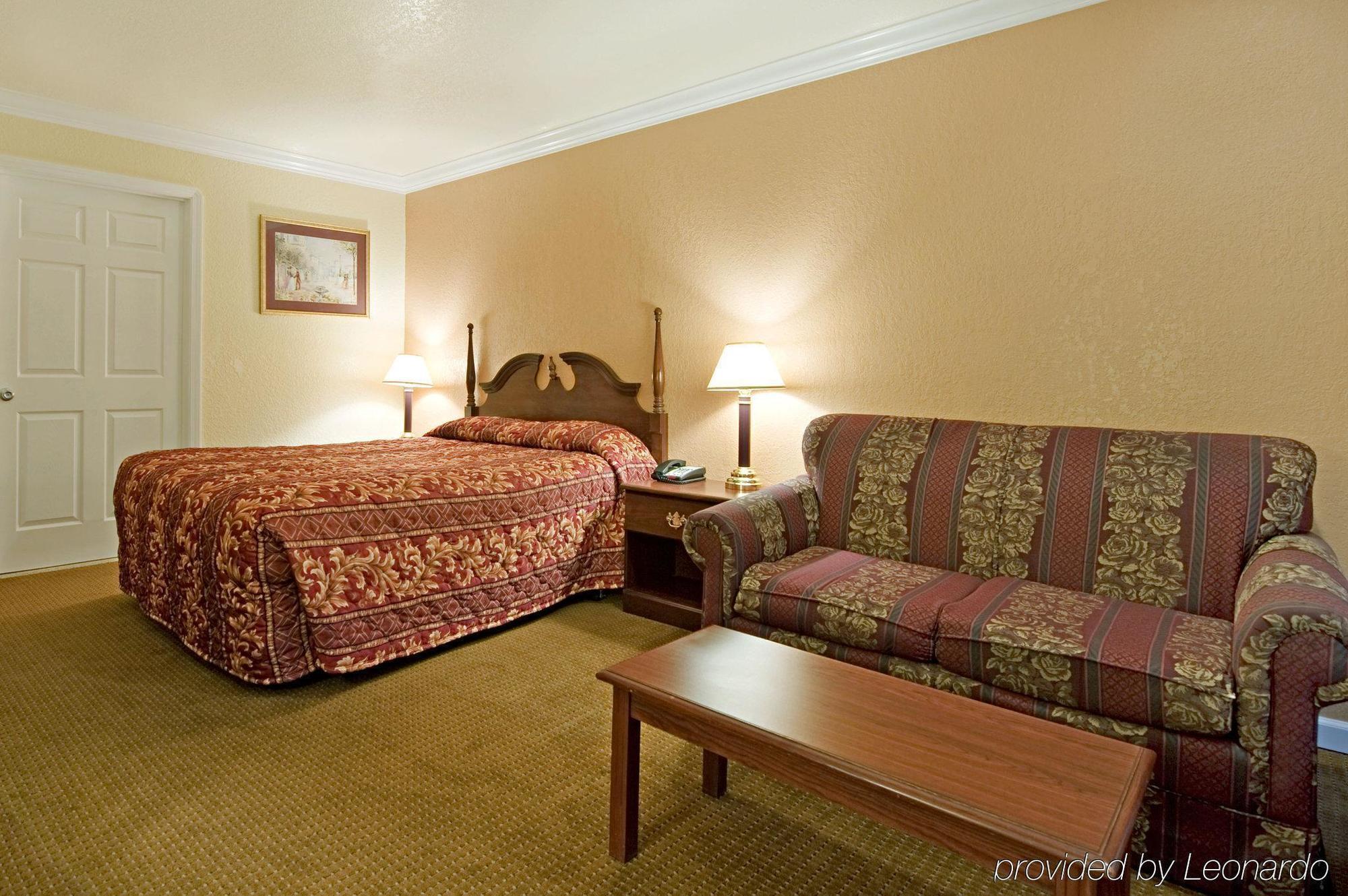 Americas Best Value Inn Сънивейл Стая снимка