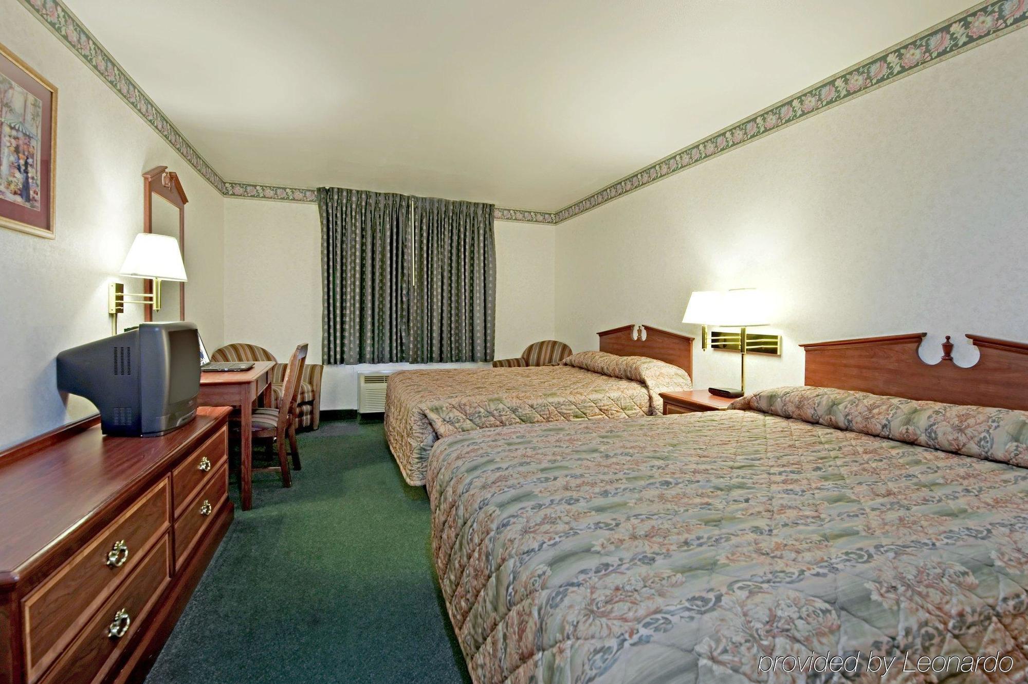 Americas Best Value Inn Сънивейл Стая снимка