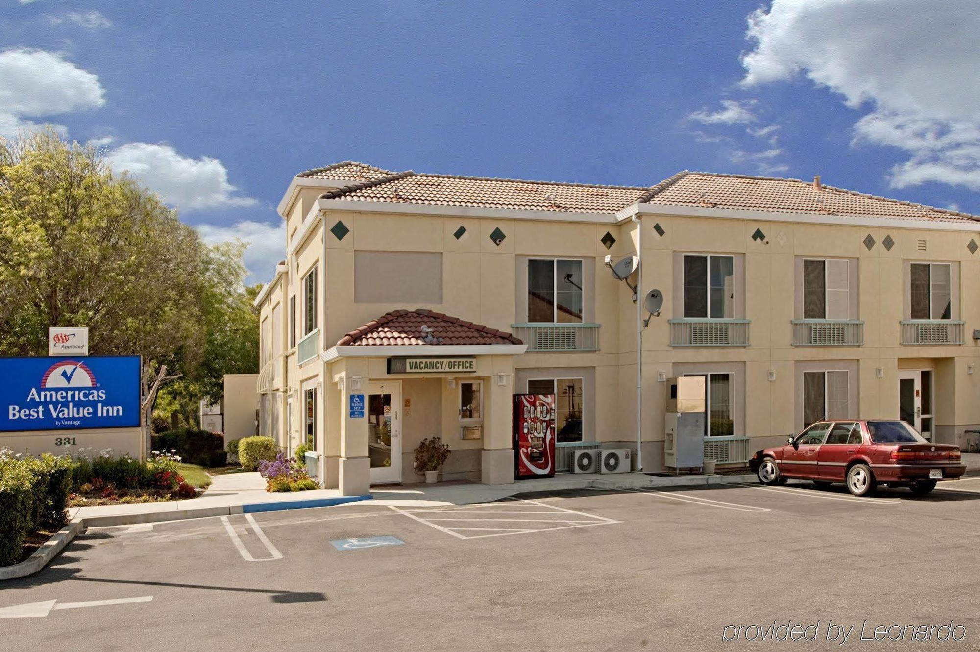 Americas Best Value Inn Сънивейл Екстериор снимка