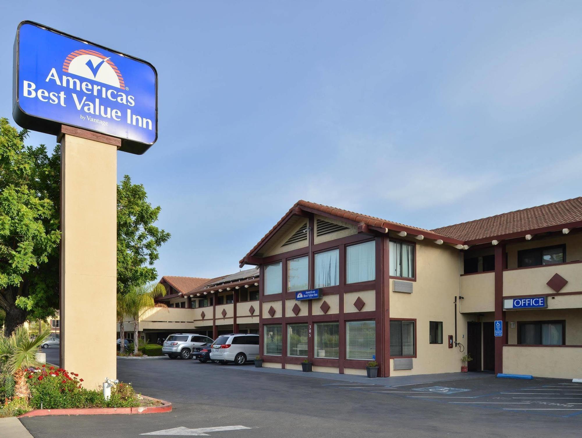 Americas Best Value Inn Сънивейл Екстериор снимка