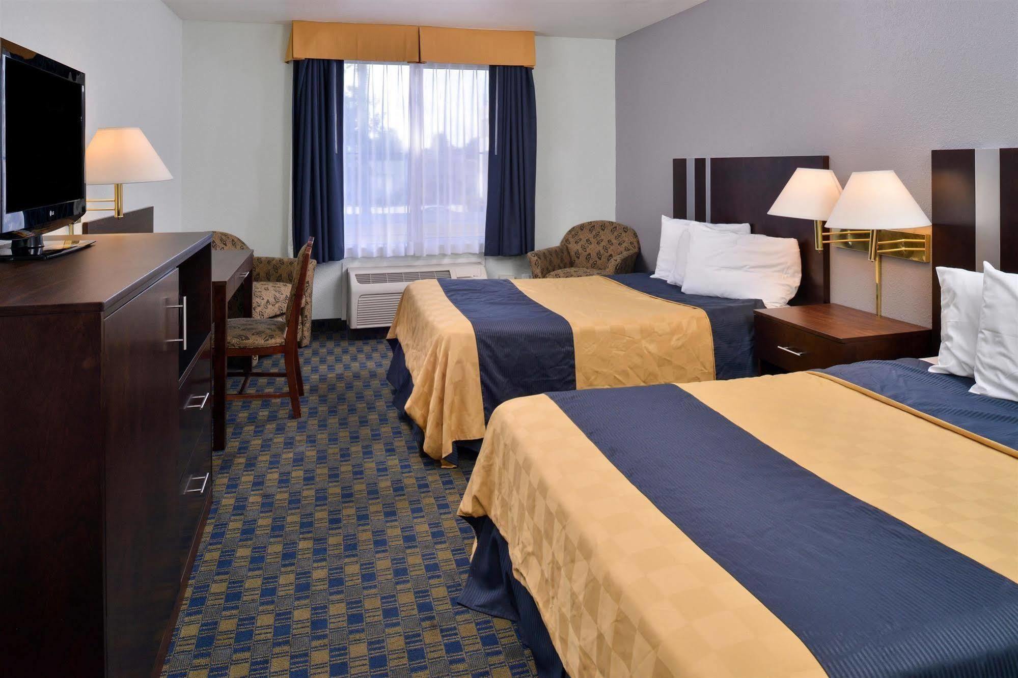 Americas Best Value Inn Сънивейл Екстериор снимка